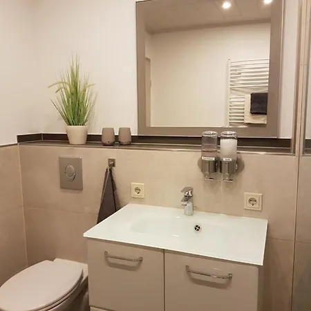 Апартаменты Ella Am Eifelsteig