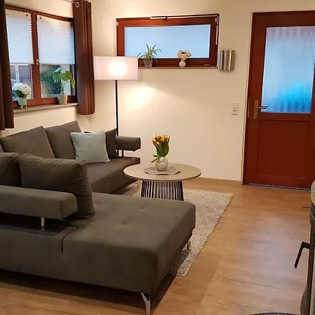 Ella Am Eifelsteig Apartment