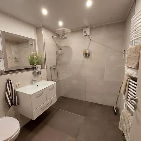 Ella Am Eifelsteig Apartman